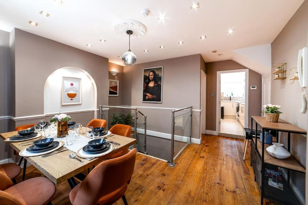 Appartamento Duplex Apa Londra Esterno foto