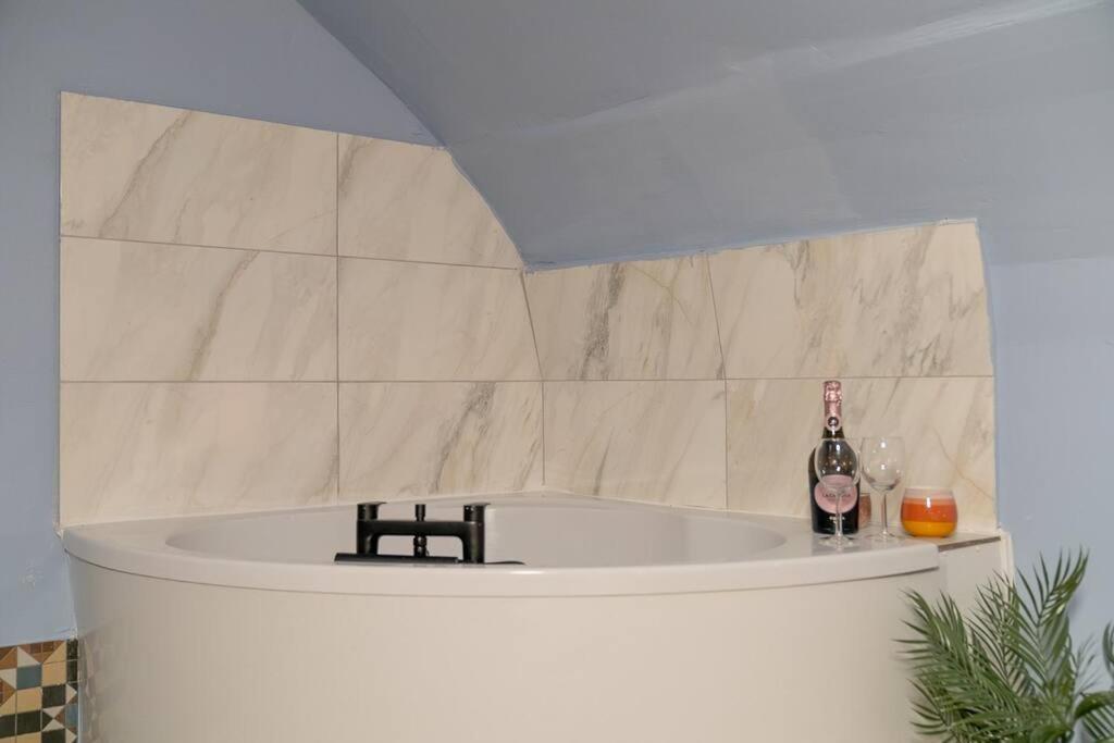 Appartamento Duplex Apa Londra Esterno foto