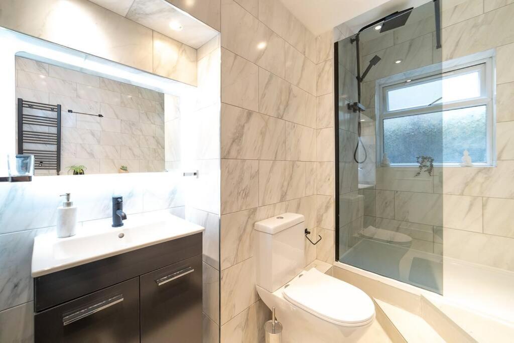 Appartamento Duplex Apa Londra Esterno foto
